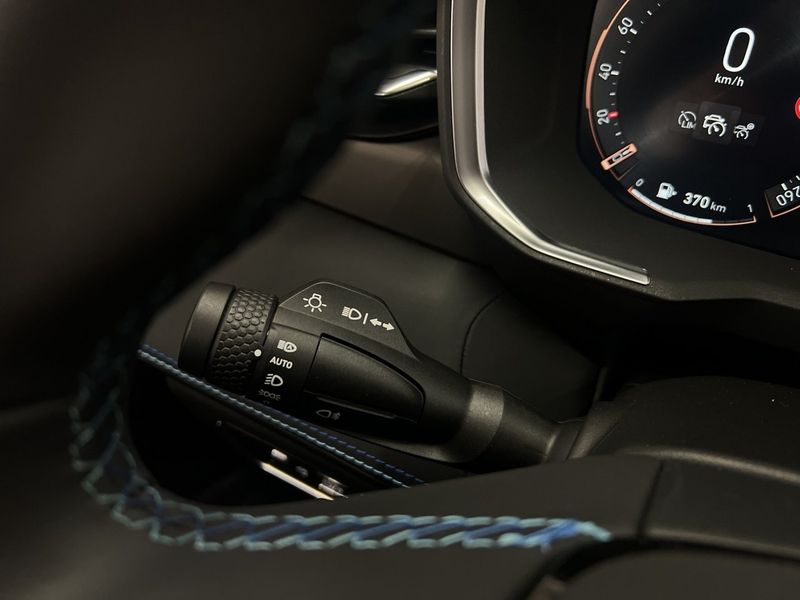 Lynk & Co 01 bild 27