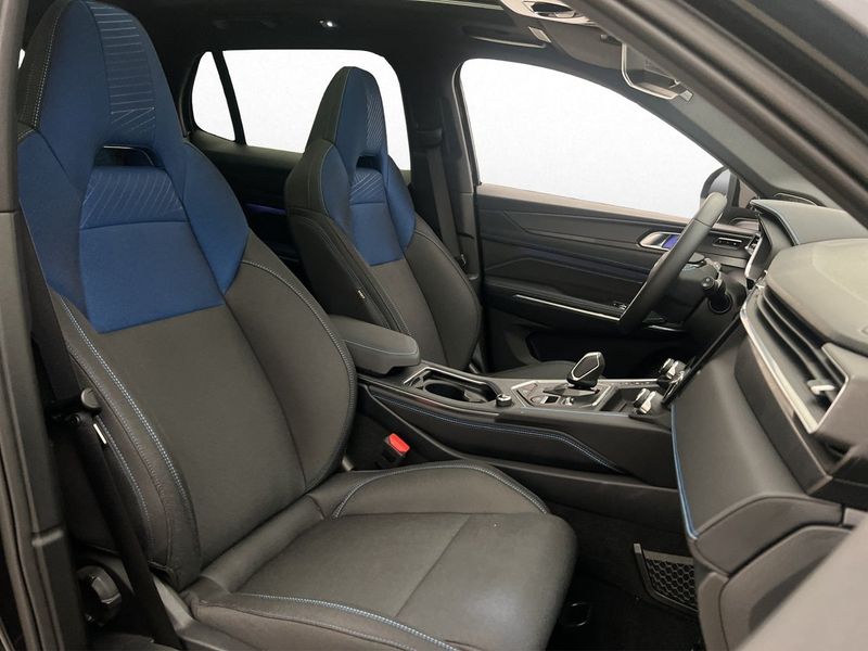 Lynk & Co 01 bild 11