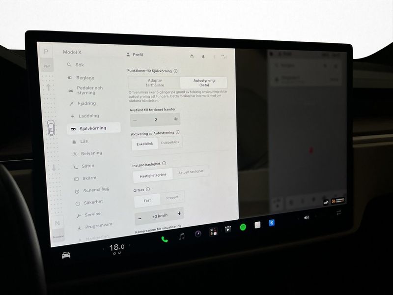 Tesla Model X bild 32