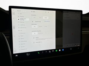Tesla Model X bild 30