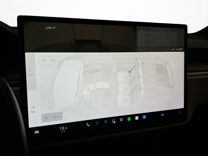 Tesla Model X bild 29