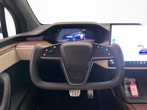 Tesla Model X bild 17