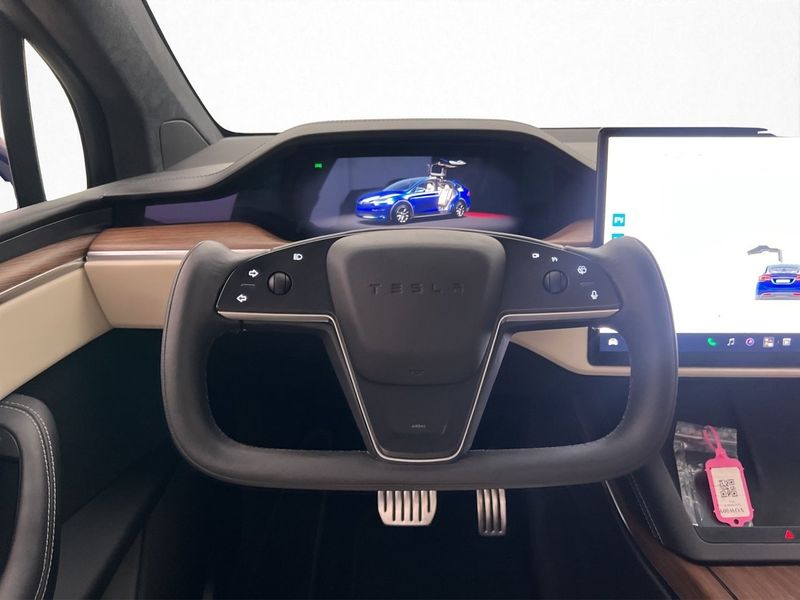 Tesla Model X bild 17