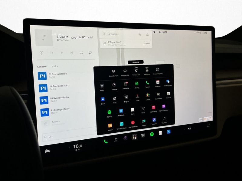 Tesla Model X bild 26