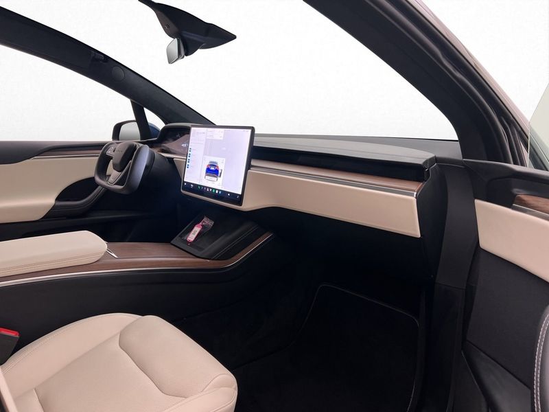 Tesla Model X bild 19