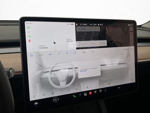 Tesla Model Y bild 26
