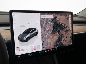 Tesla Model Y bild 23