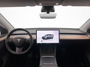 Tesla Model Y bild 14