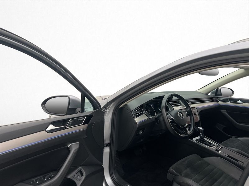 Volkswagen Passat bild 11
