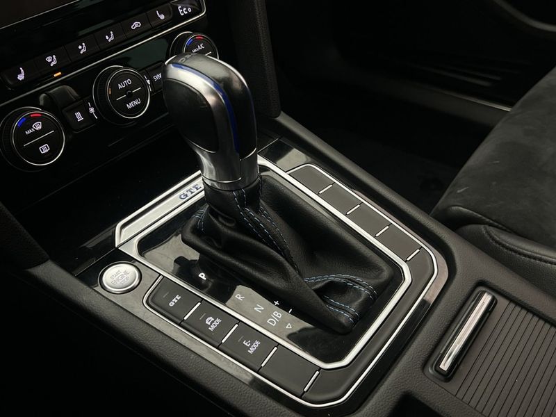 Volkswagen Passat bild 24
