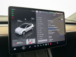 Tesla Model Y bild 28