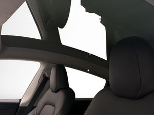 Tesla Model Y bild 19