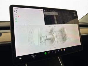 Tesla Model 3 bild 23
