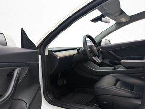 Tesla Model 3 bild 12