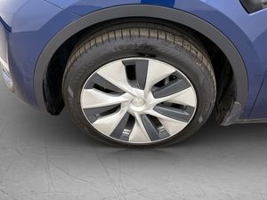 Tesla Model Y bild 33
