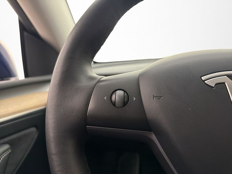Tesla Model Y bild 20