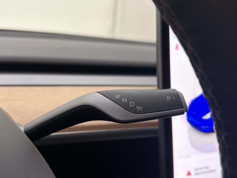 Tesla Model Y bild 22
