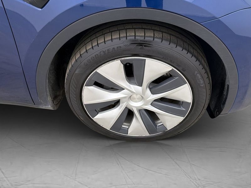 Tesla Model Y bild 36