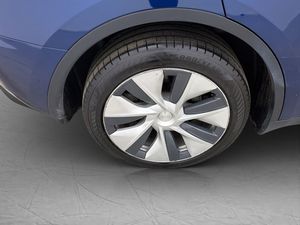 Tesla Model Y bild 35