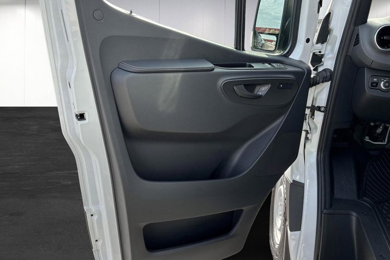 Mercedes e-Sprinter bild 14