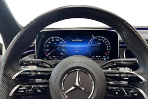 Mercedes E300 bild 11