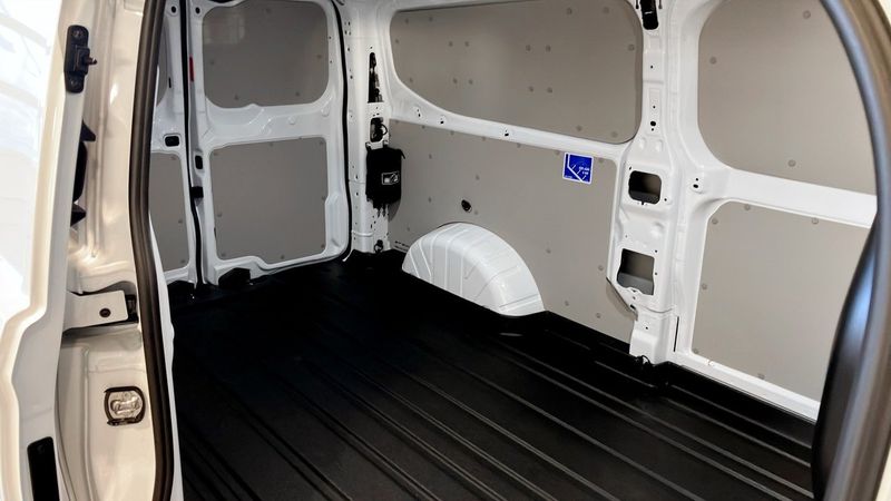 Ford Custom bild 5