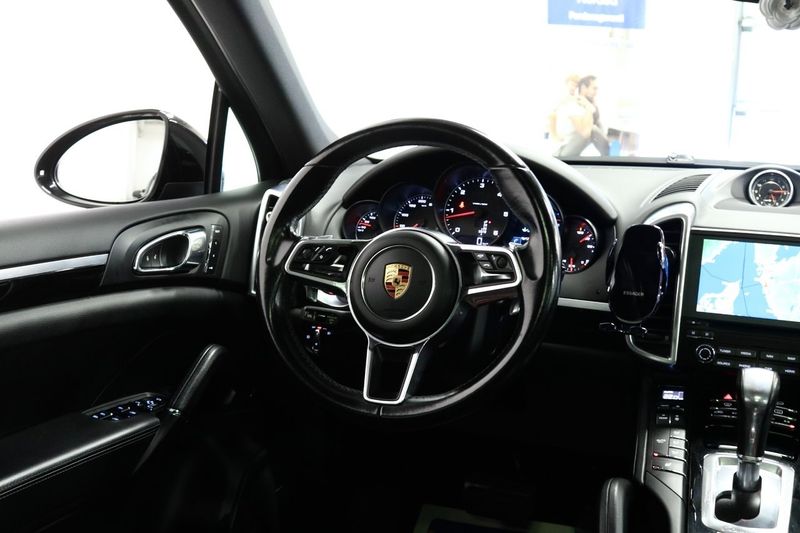 Porsche Cayenne bild 12