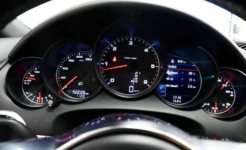 Porsche Cayenne bild 16