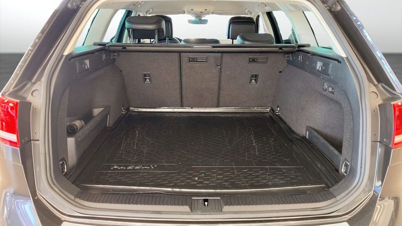 Volkswagen Passat bild 12
