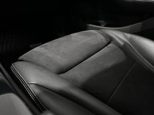 Mercedes GLC220 bild 14