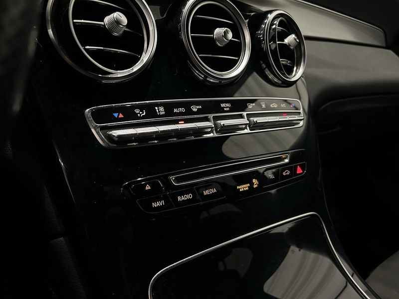 Mercedes GLC220 bild 12
