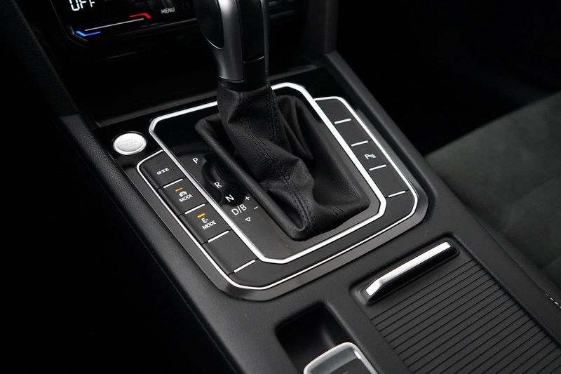 Volkswagen Passat bild 14