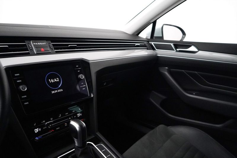 Volkswagen Passat bild 9