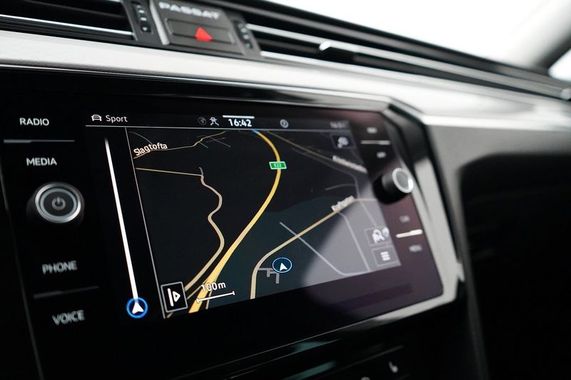 Volkswagen Passat bild 10