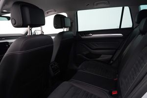 Volkswagen Passat bild 7