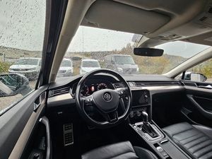 Volkswagen Passat bild 6
