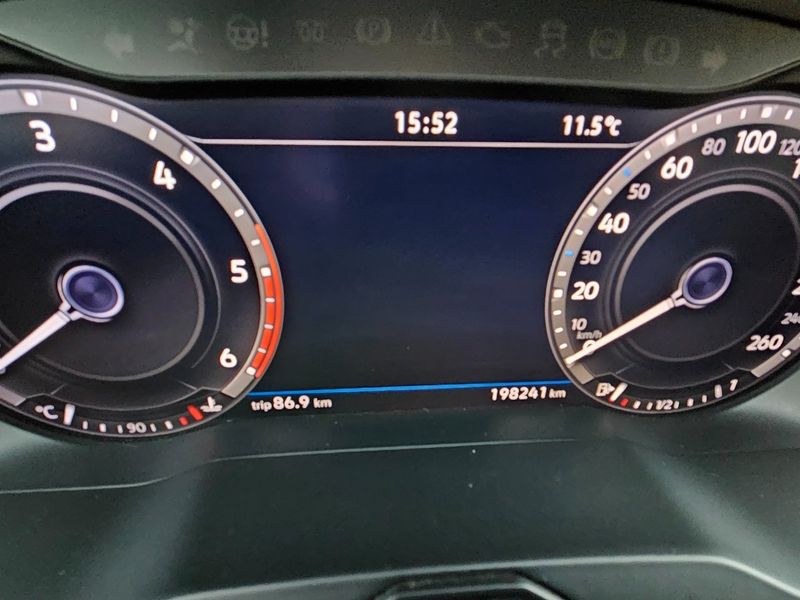 Volkswagen Passat bild 10