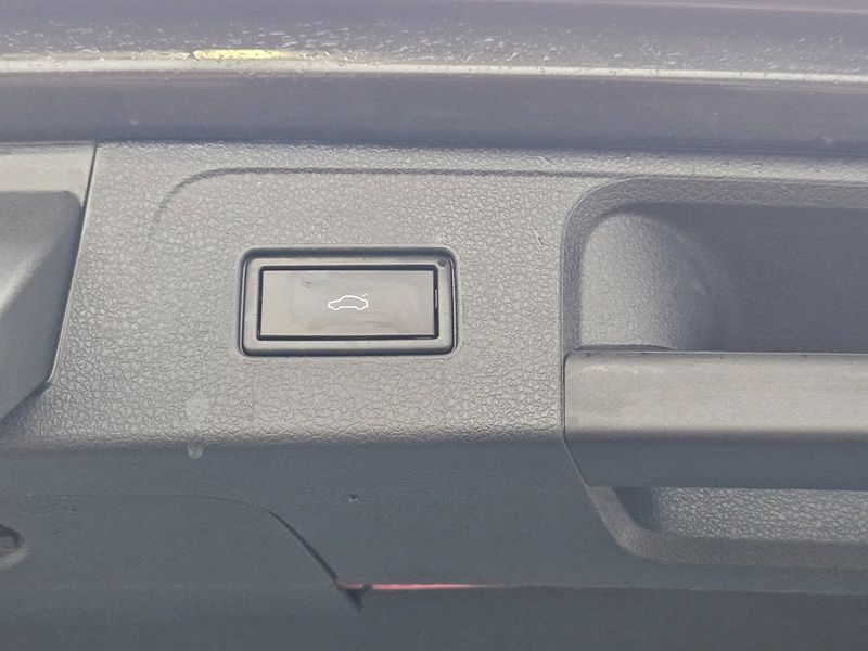 Volkswagen Passat bild 8