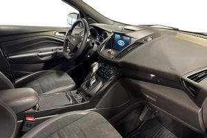 Ford Kuga bild 17