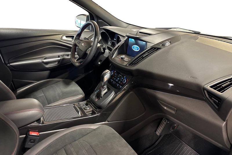 Ford Kuga bild 17