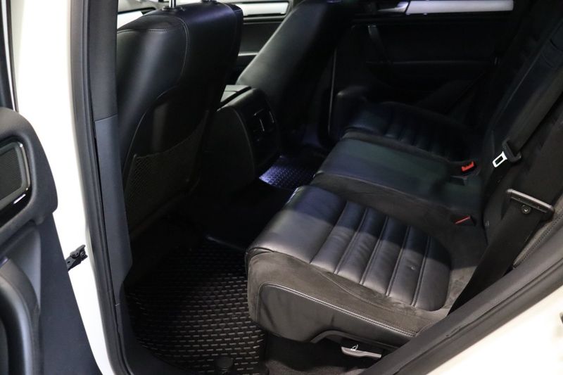 Volkswagen Touareg bild 8