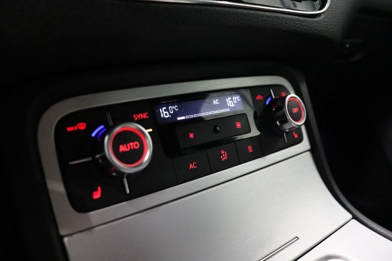 Volkswagen Touareg bild 17