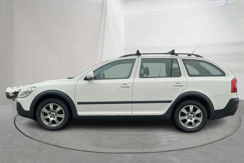 Skoda Octavia bild 2