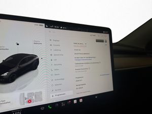 Tesla Model Y bild 22