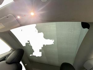 Tesla Model Y bild 13