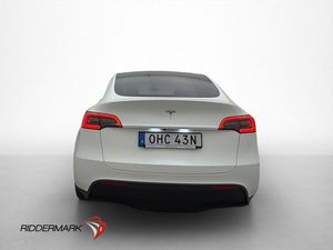 Tesla Model Y bild 8