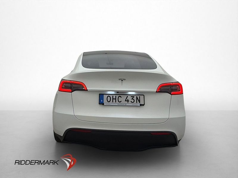 Tesla Model Y bild 8