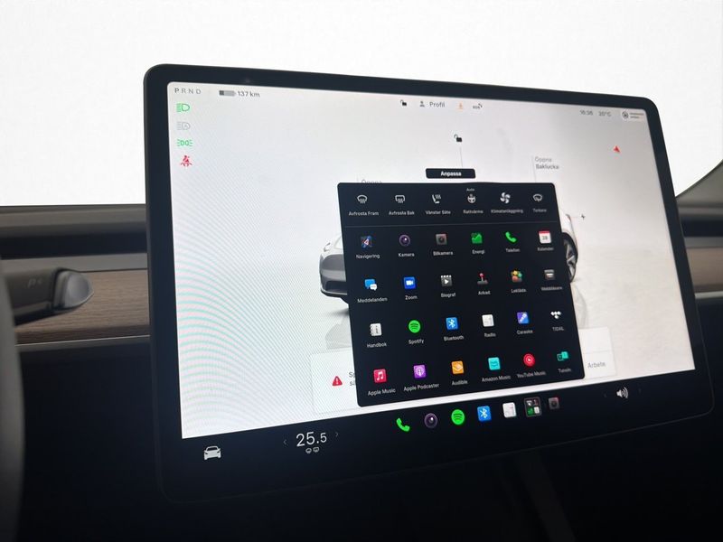 Tesla Model Y bild 24