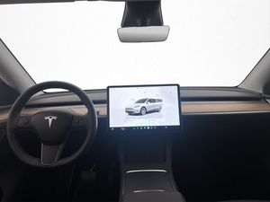 Tesla Model Y bild 26