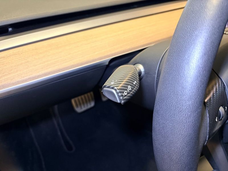 Tesla Model 3 bild 9